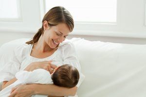 Cum se comportă bebeluşul după înţărcare? Experienţa noastră
