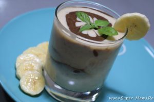 Reţetă de smoothie pentru bebeluşi: Choco smoothie