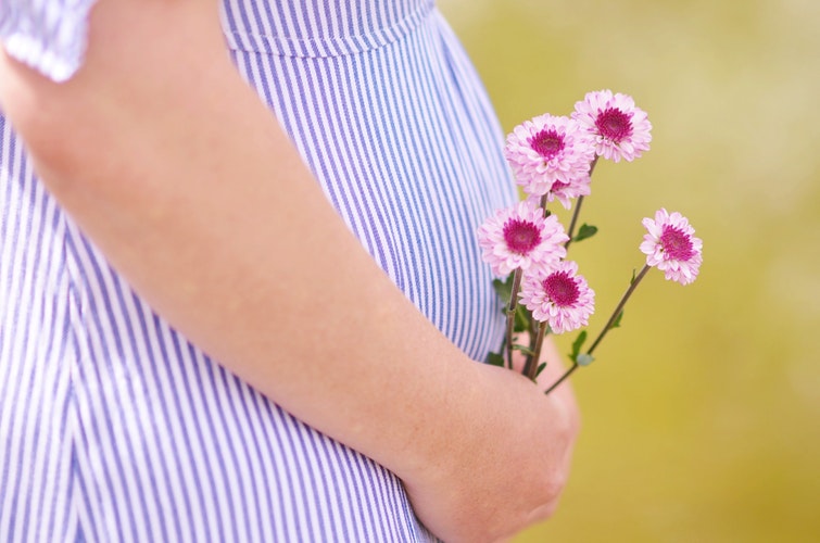 Semne de sarcină: cum îţi poţi da seamă că eşti însărcinată